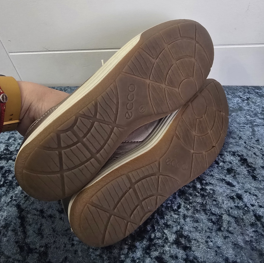 ECCO Womens Metallic  Leather Sneakers Shoes Size 10\41 - Picture 6 of 13